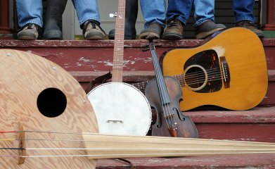 Photo:Feet and Instruments